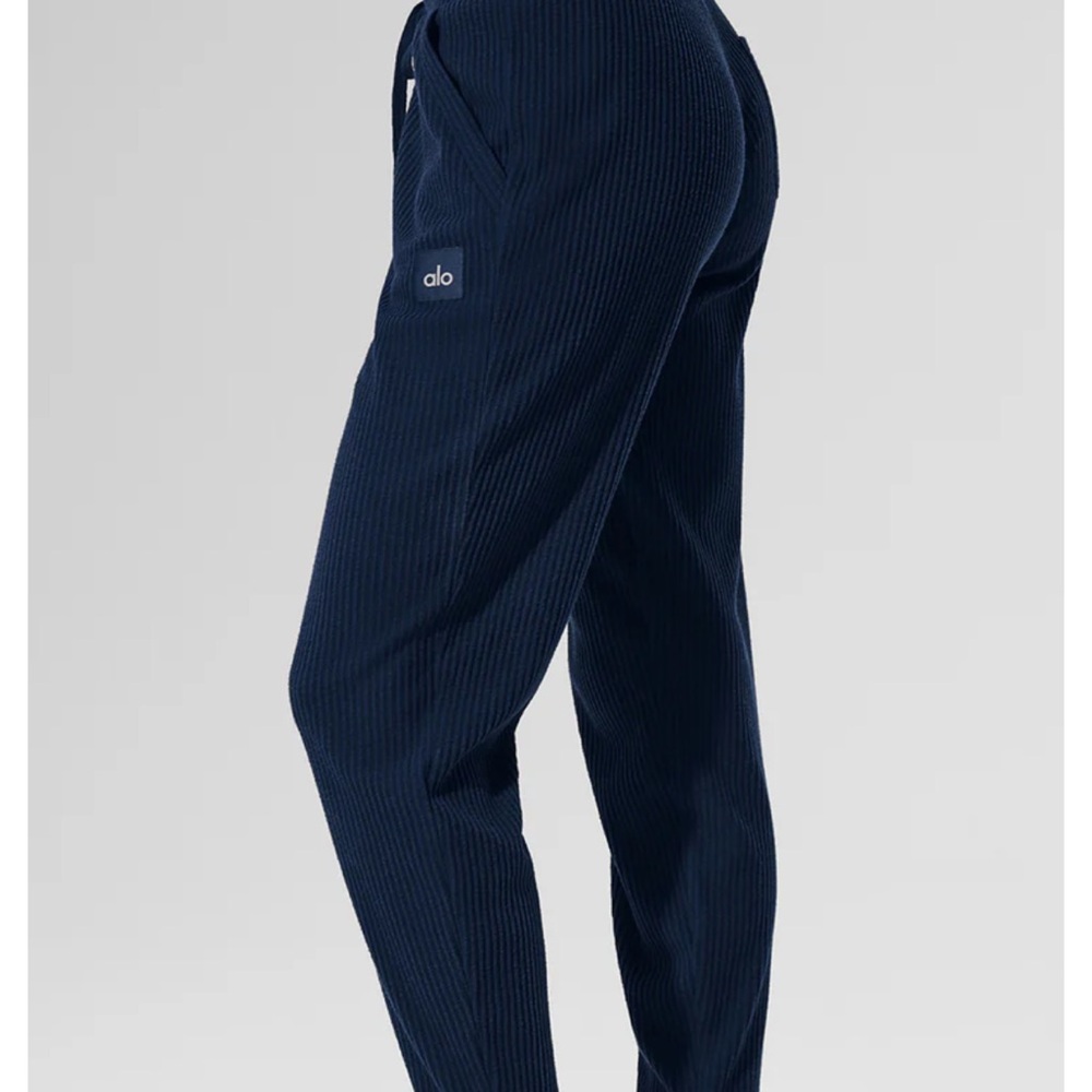 ALO Yoga Blue Ribbed Lounge Set - Picture 2 of 4